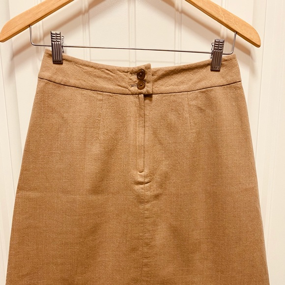 Banana Republic Wool A-Line Skirt with Pockets - Picture 2 of 3
